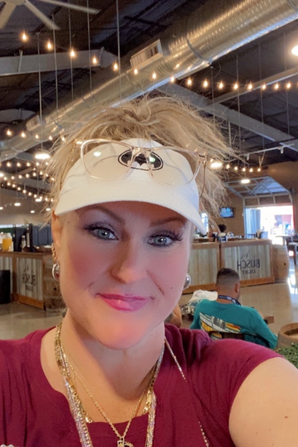Cruise Brothers Travel Agent Jennifer Kimbrough